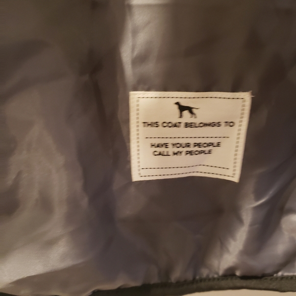 Hotel Doggy Puffer Vest - Picture 5 of 6